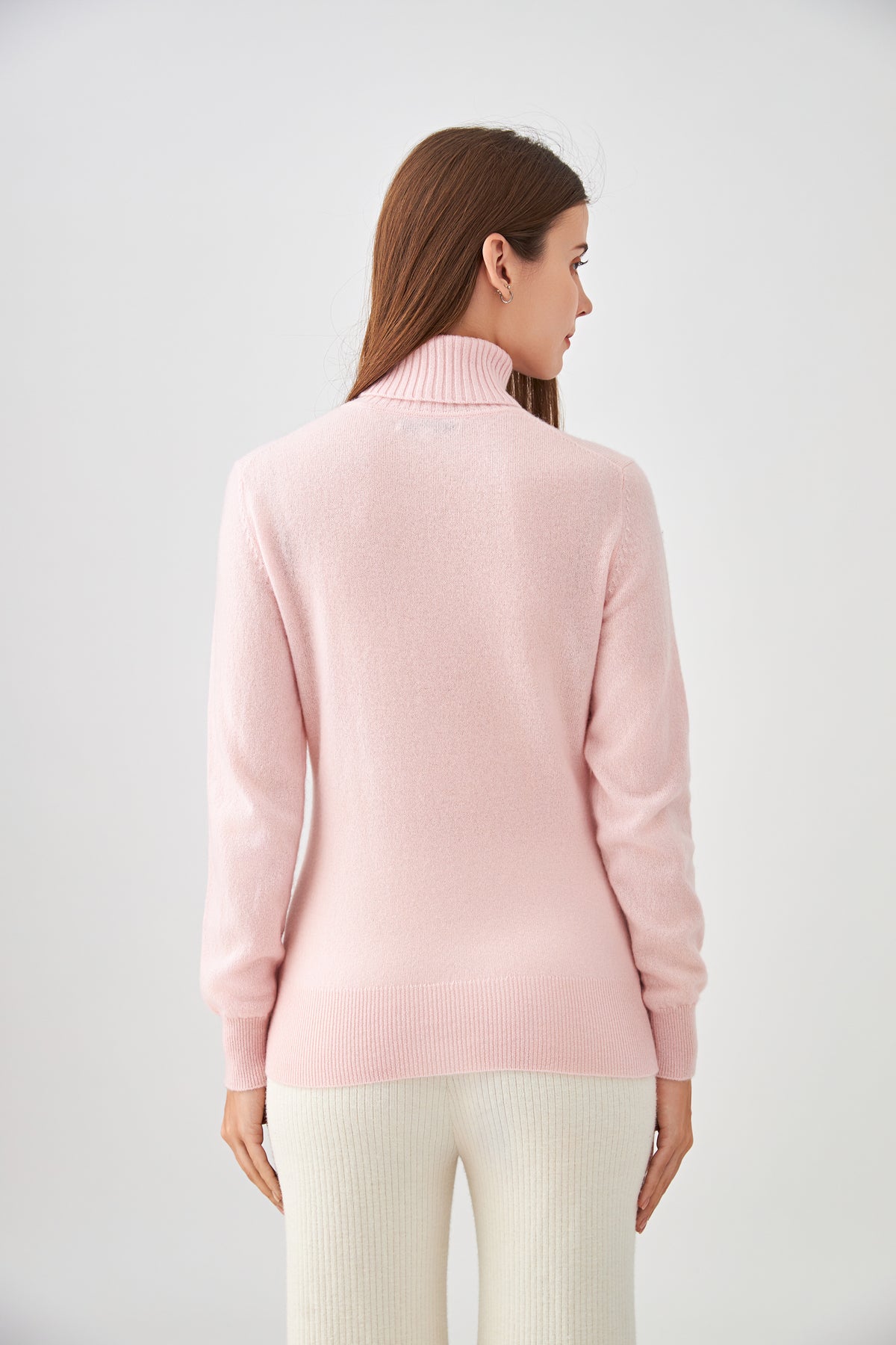 Pull 100% cachemire col roulé