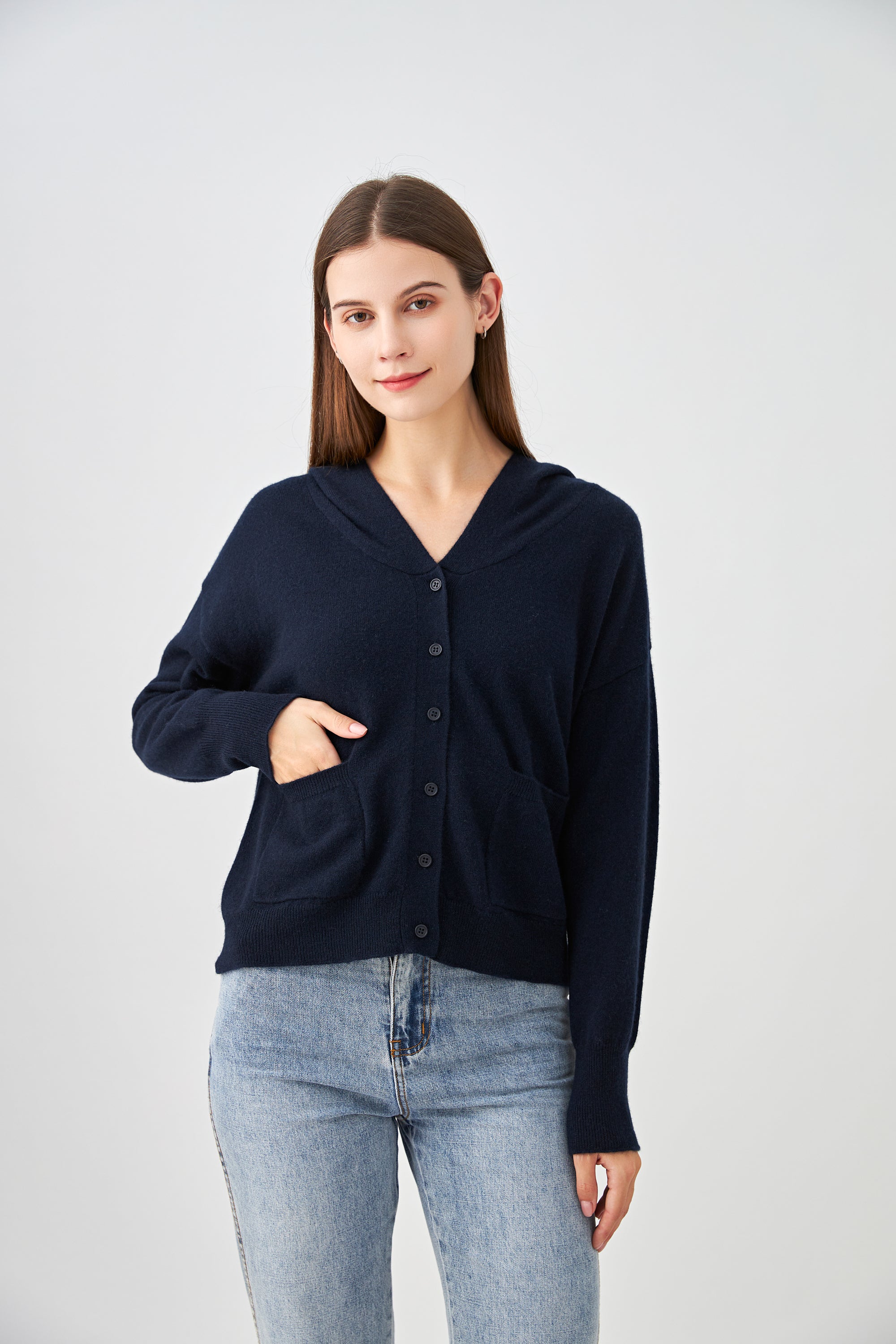 Gilet capuche avec poches en cachemire