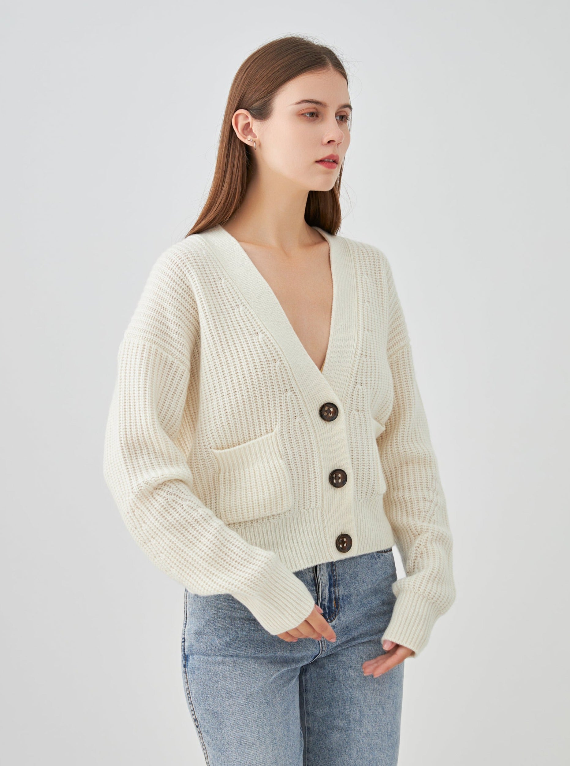 Gilet boutonné à poches en cachemire 4 fils
