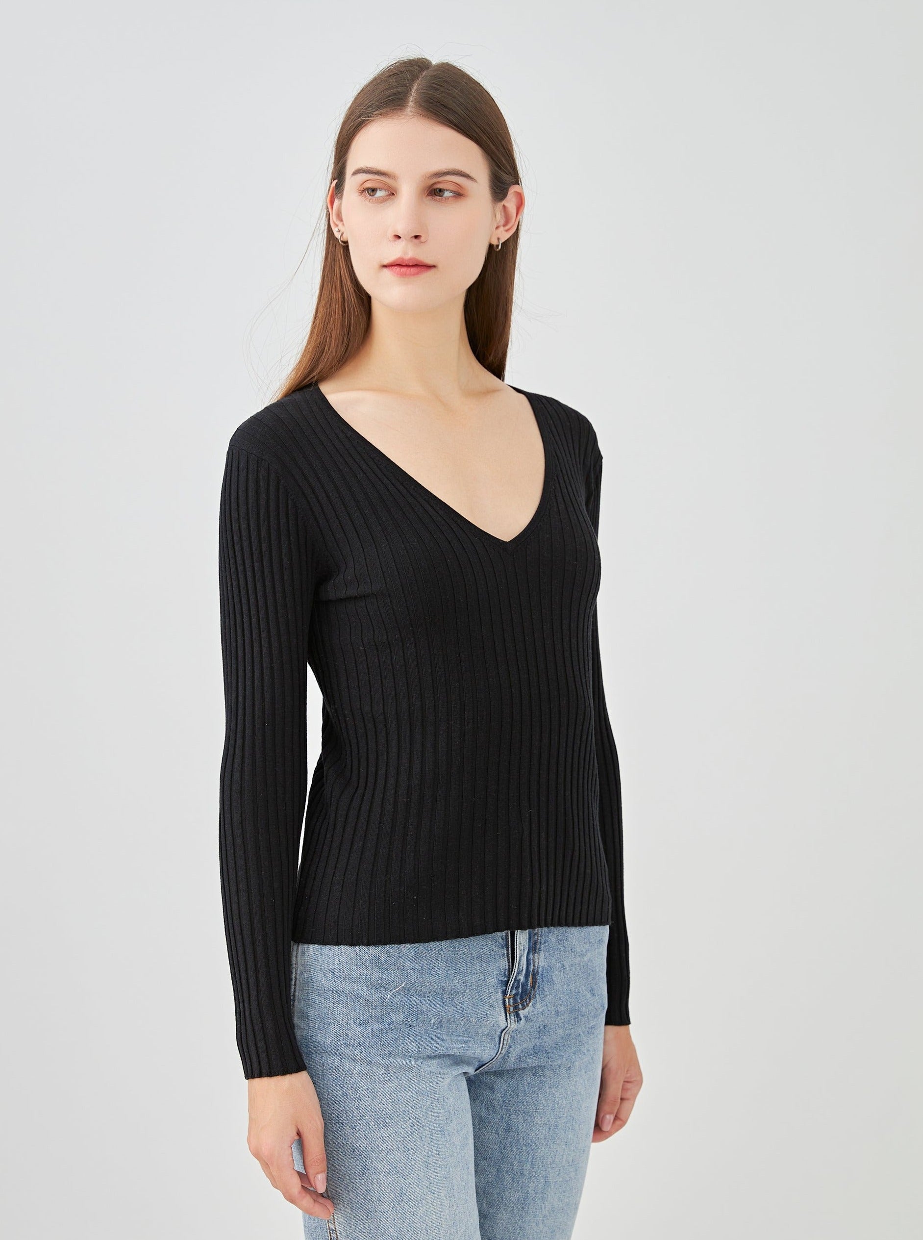 Pull V côtelé en soie