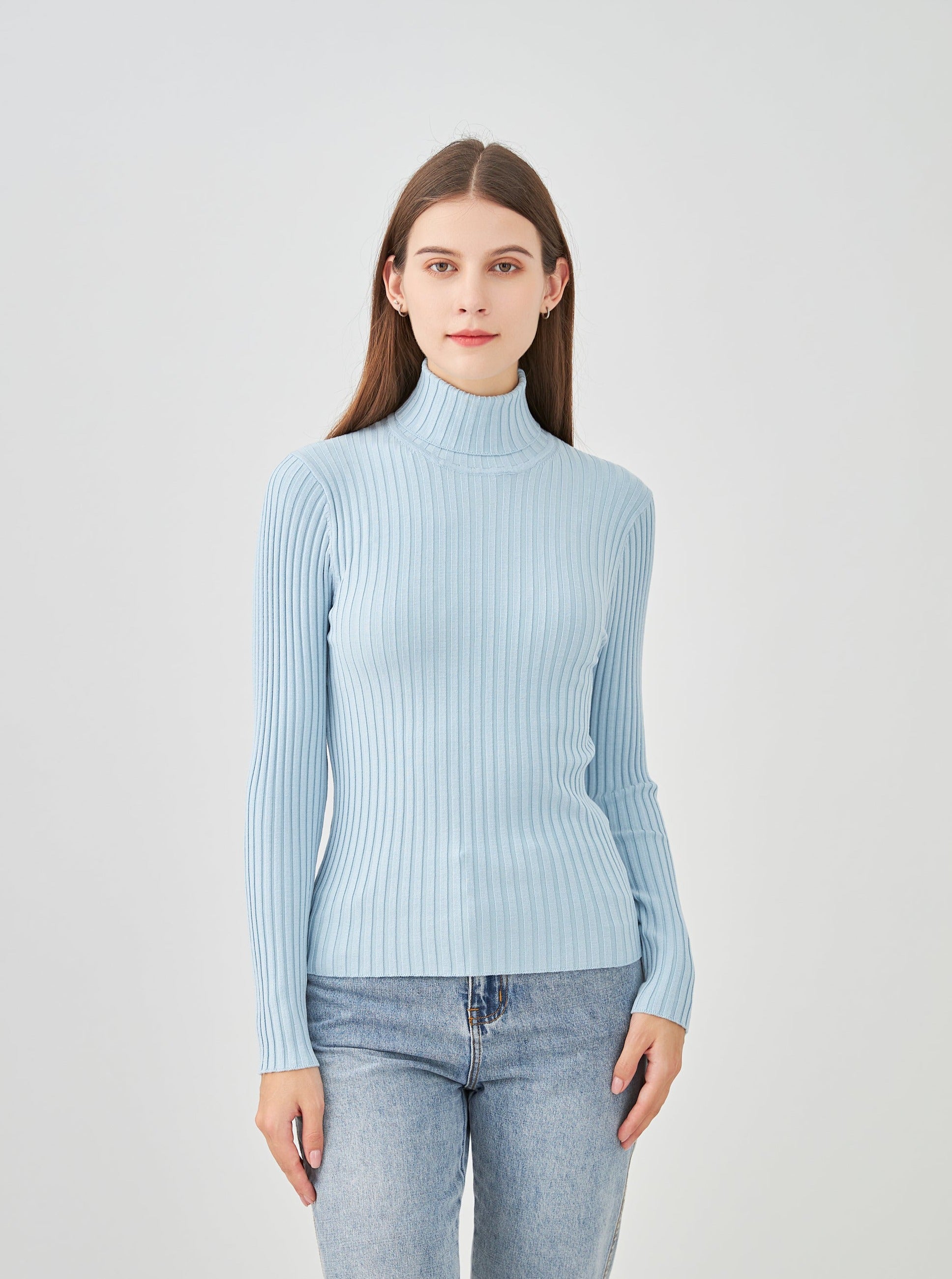 Pull col roulé côtelé en soie stretch