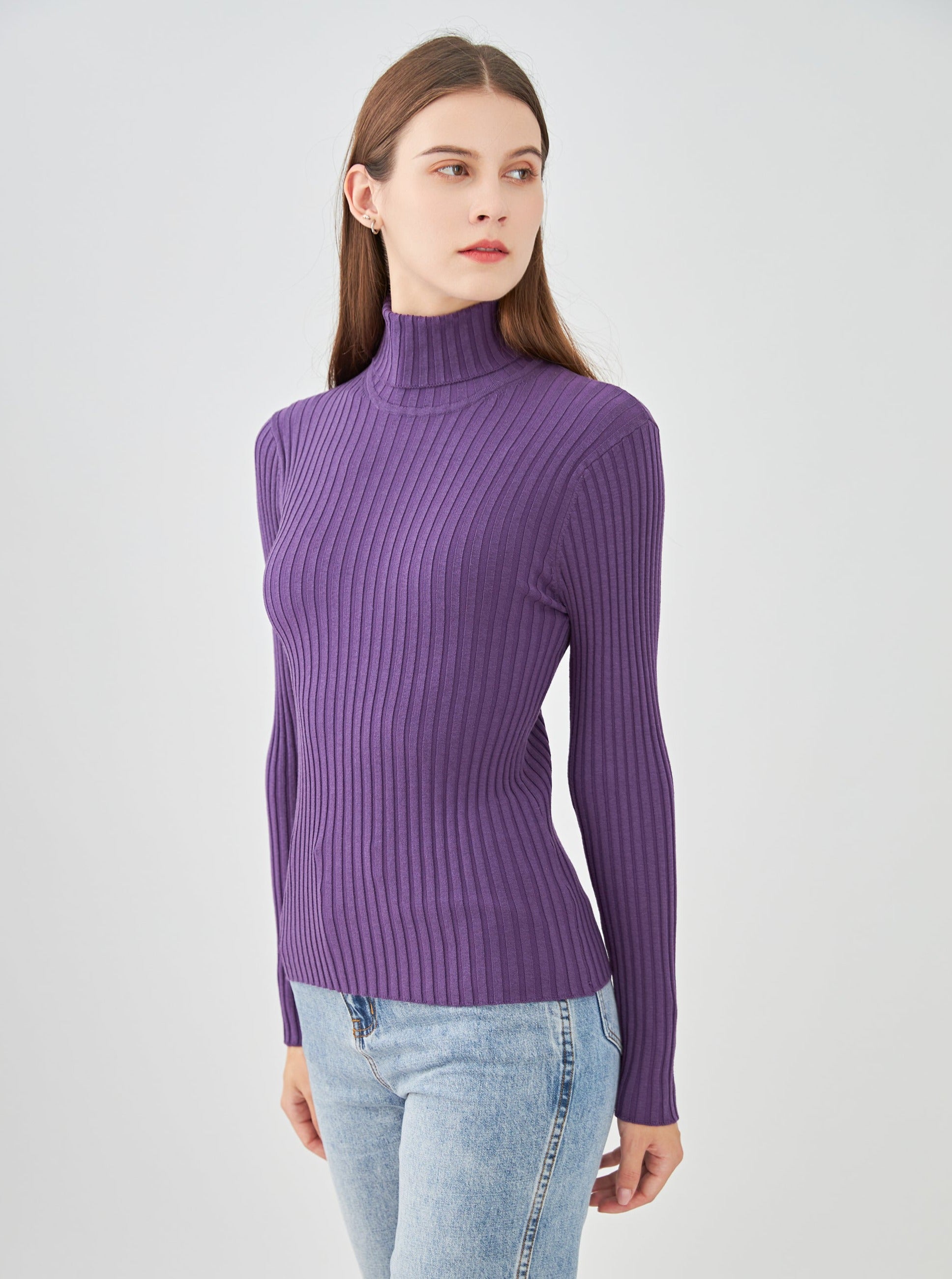 Pull col roulé côtelé en soie stretch