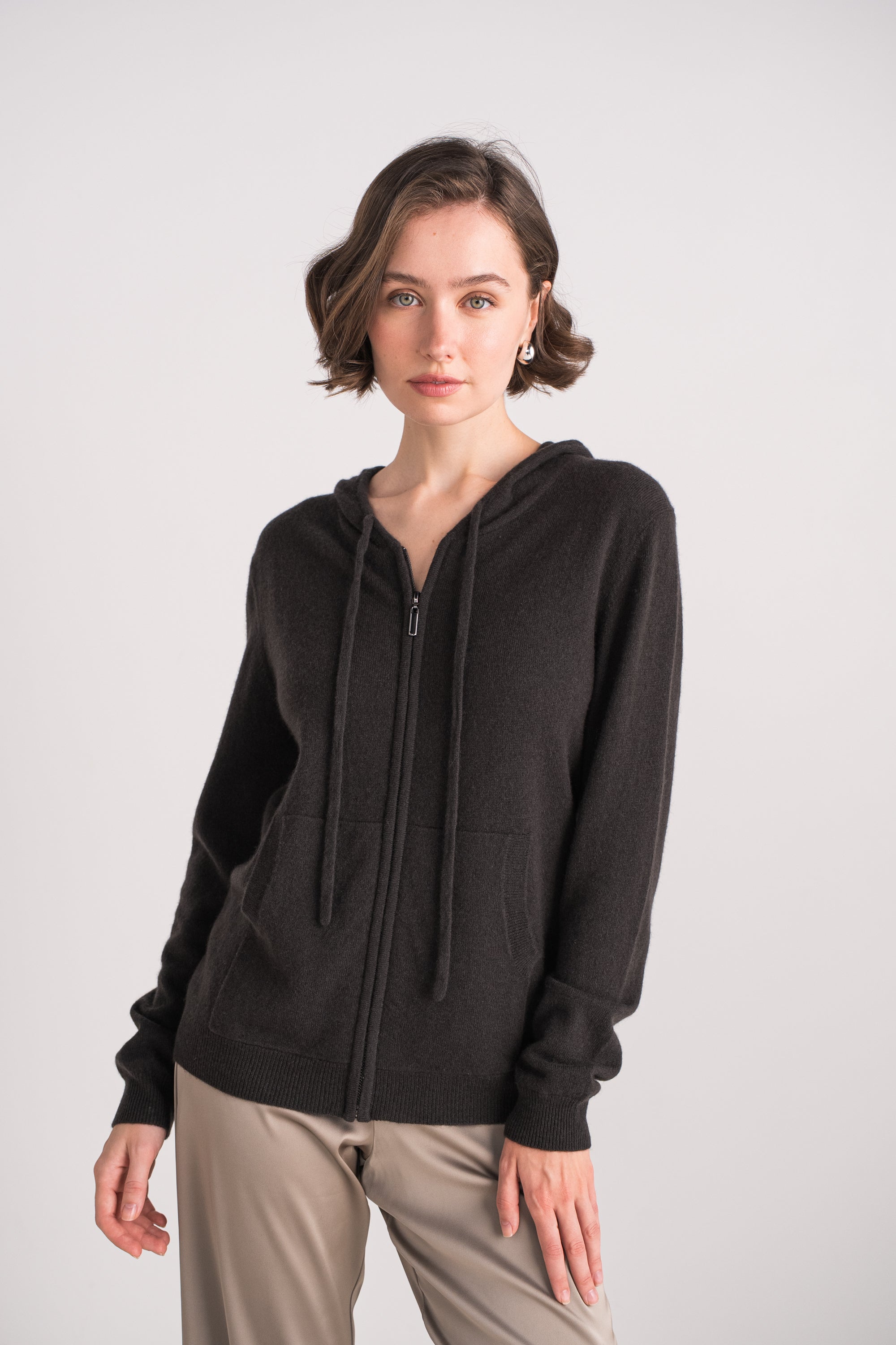 Gilet zippé à capuche en cachemire
