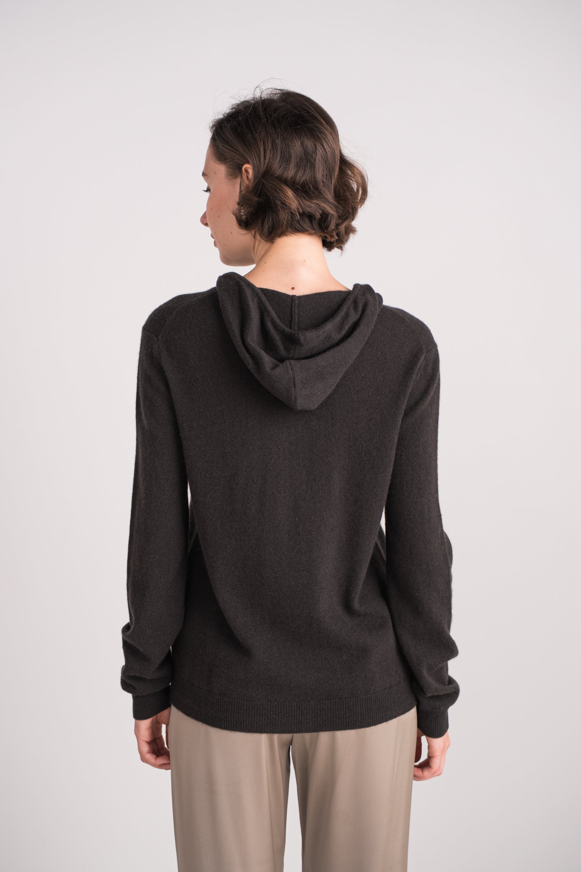 Gilet zippé à capuche en cachemire