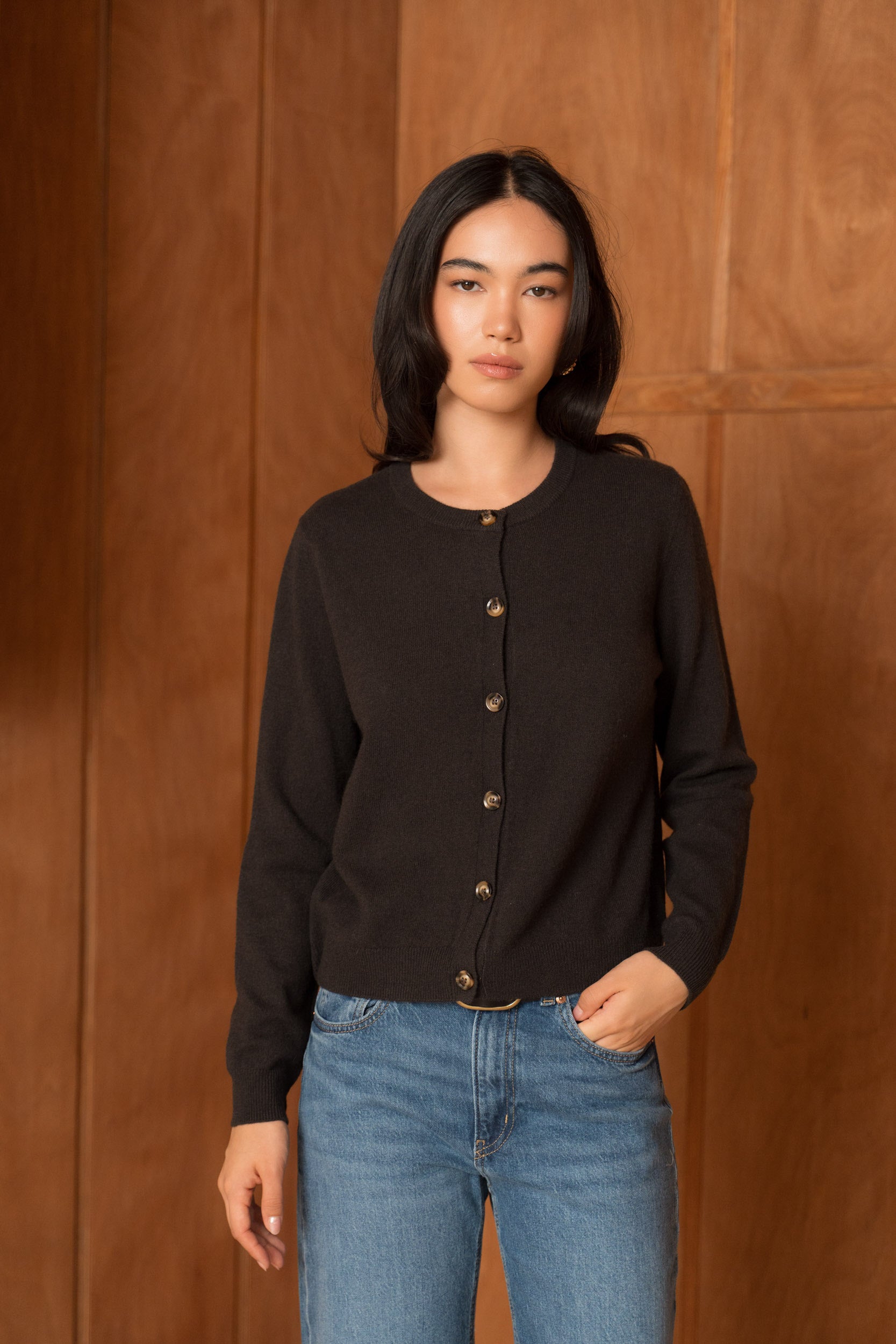 Cardigan 100% cachemire 2 fils boutons effet corne