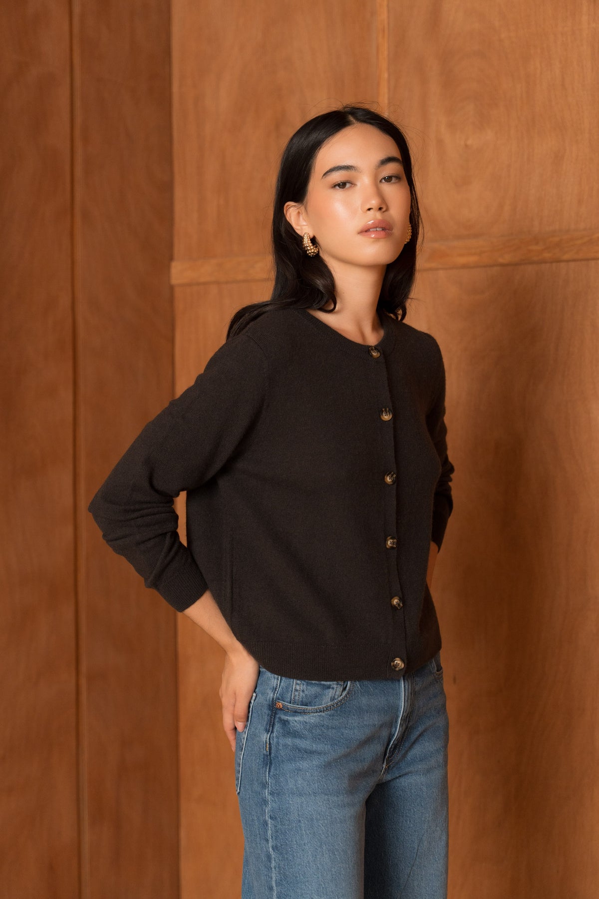 Cardigan 100% cachemire 2 fils boutons effet corne