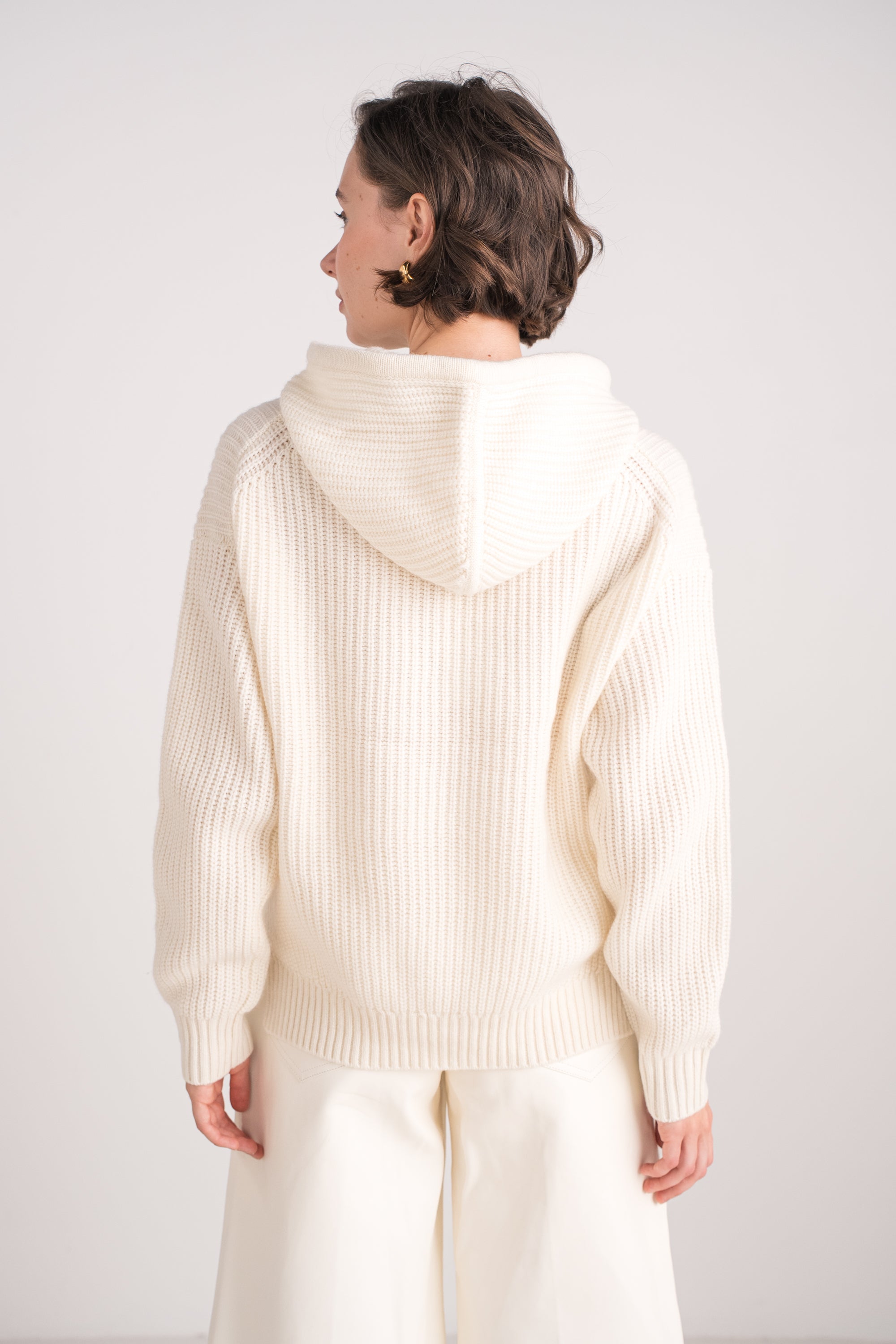 Pull à capuche en cachemire 4 fils