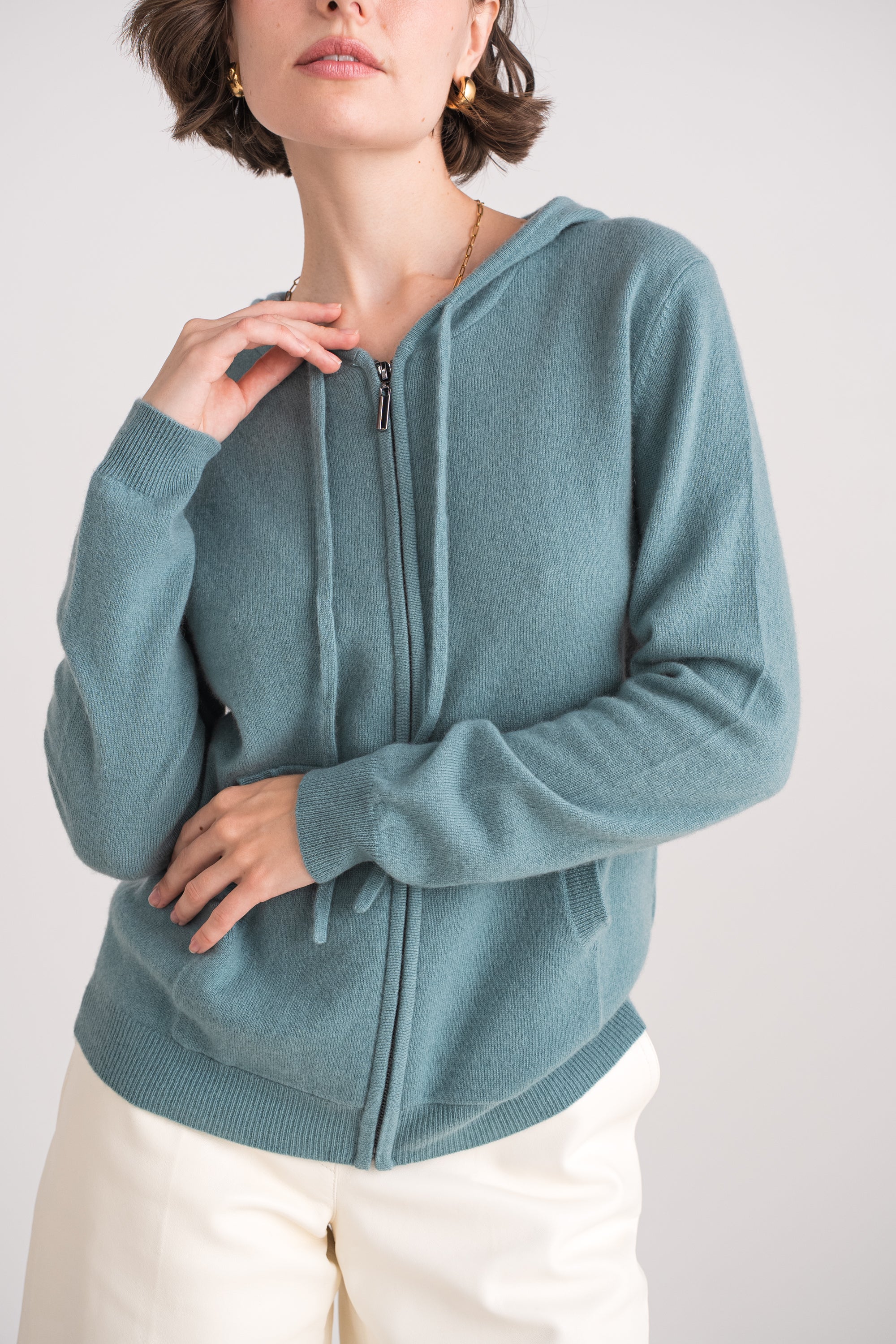 Gilet zippé à capuche en cachemire