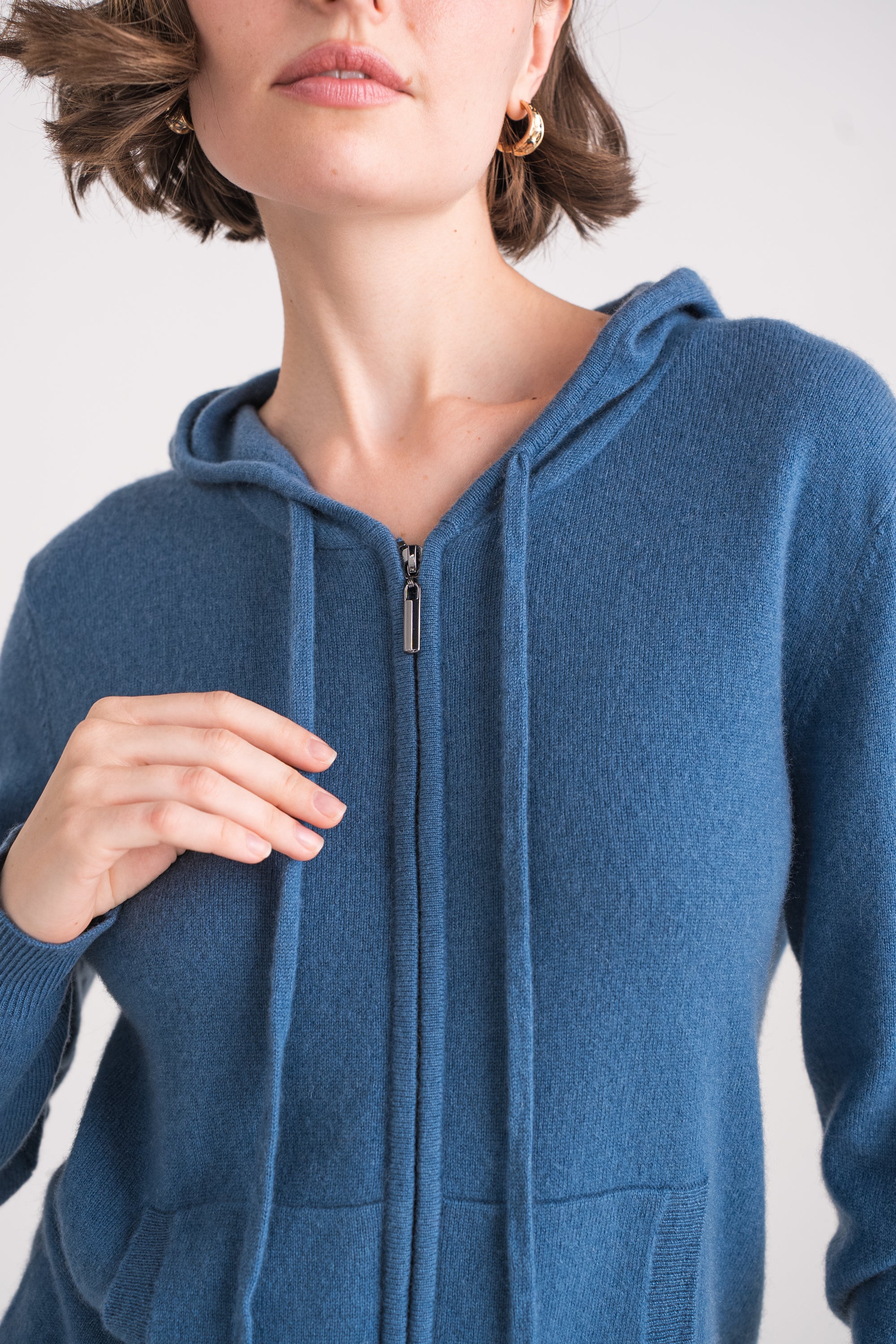 Gilet zippé à capuche en cachemire