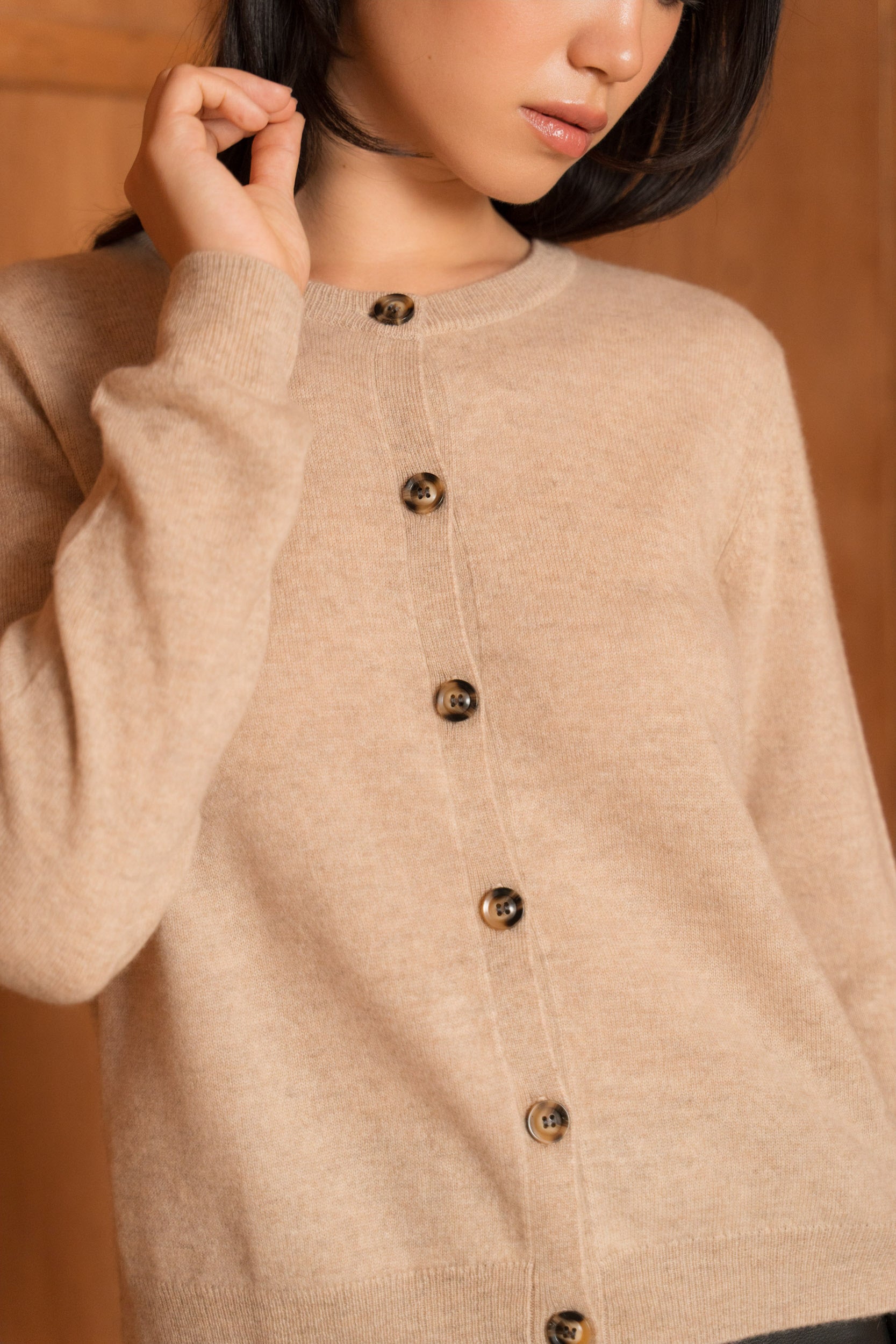 Cardigan 100% cachemire 2 fils boutons effet corne