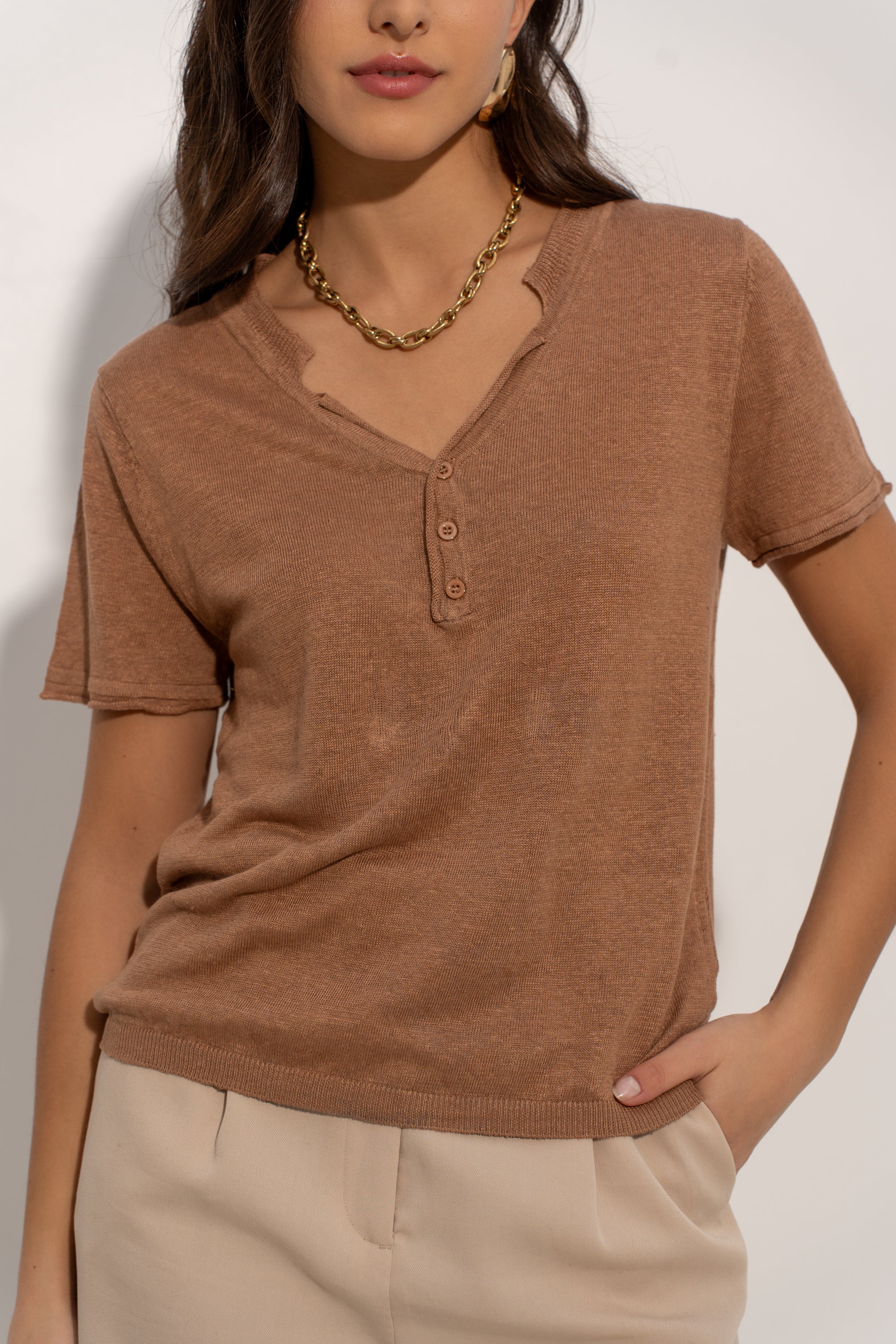 T-shirt col tunisien en lin tricoté