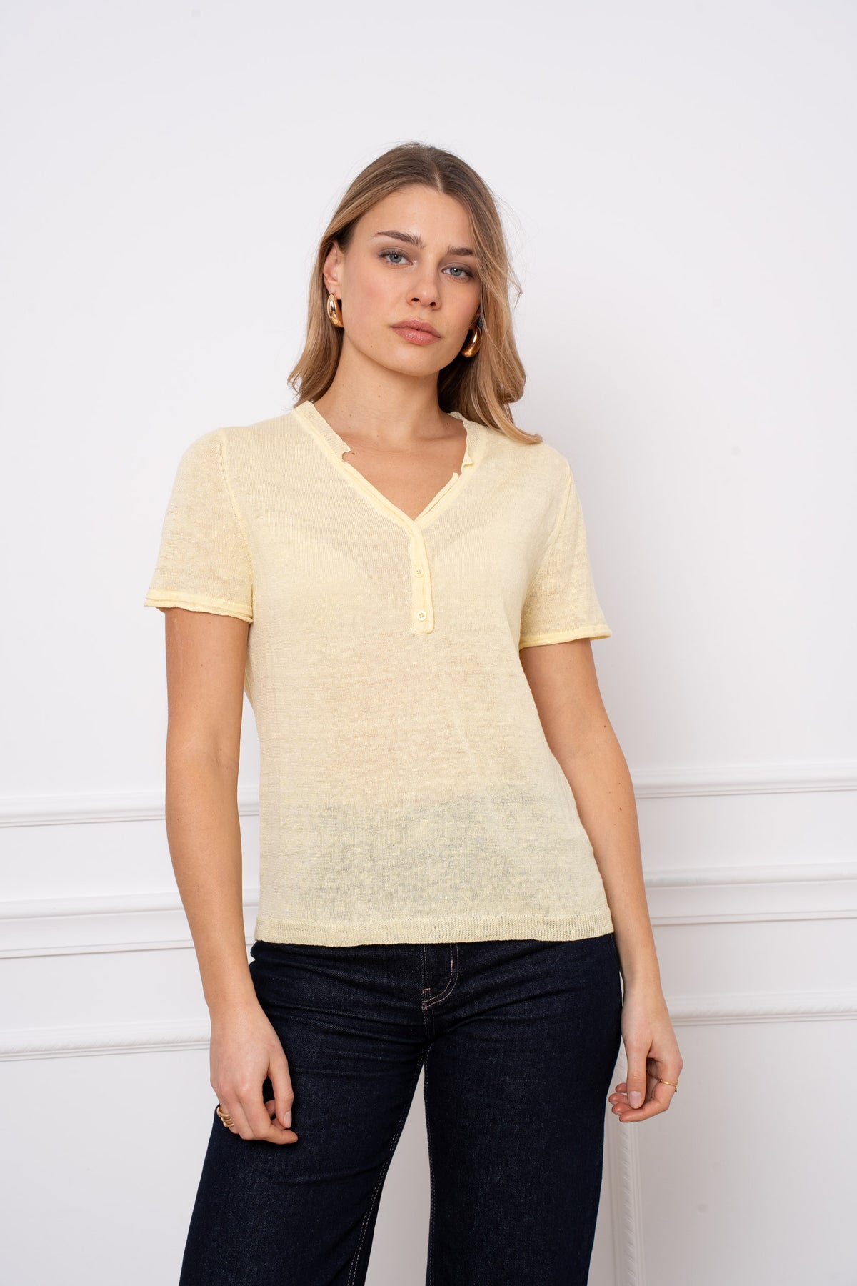 T-shirt col tunisien en lin tricoté