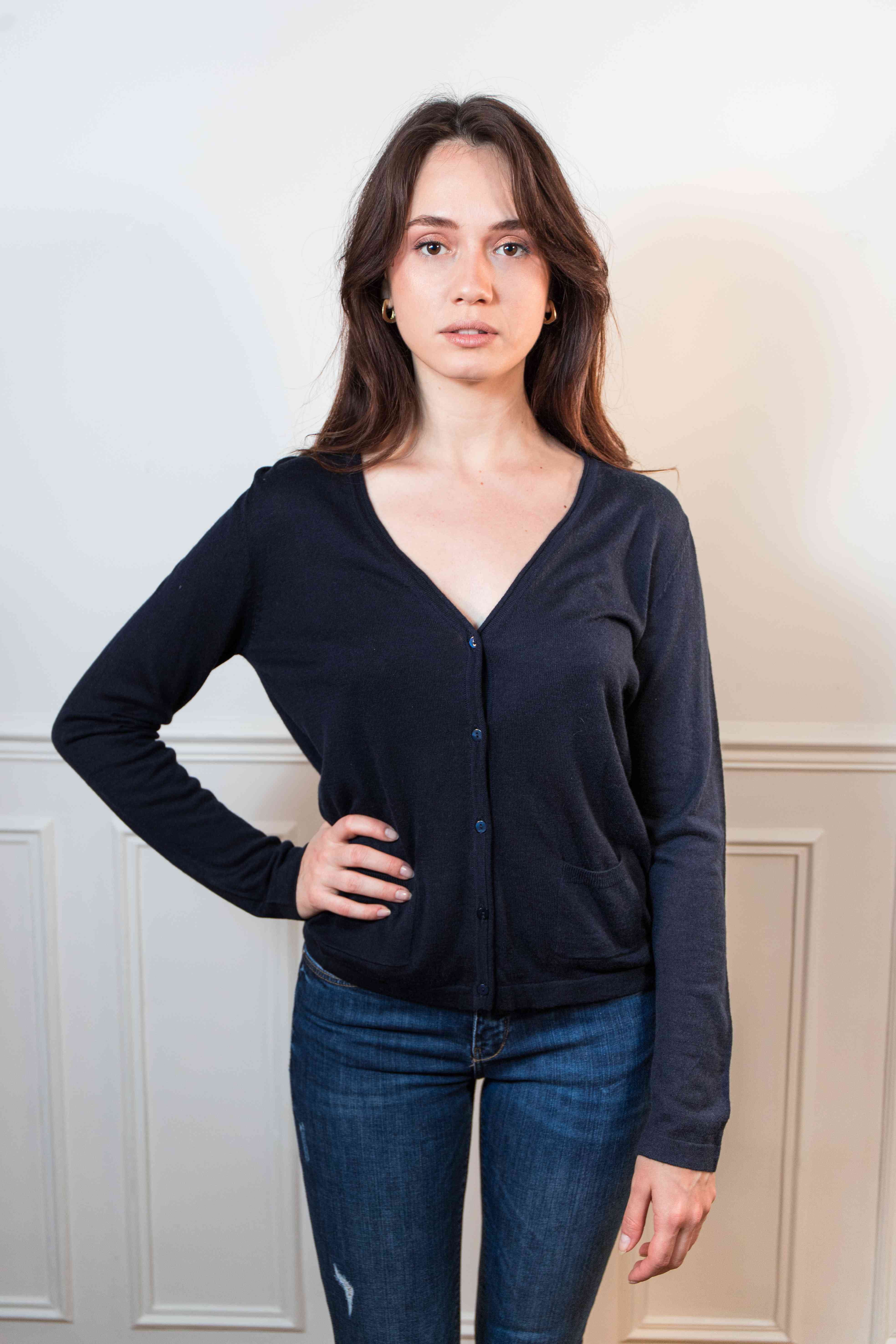 Gilet col V en soie et cachemire