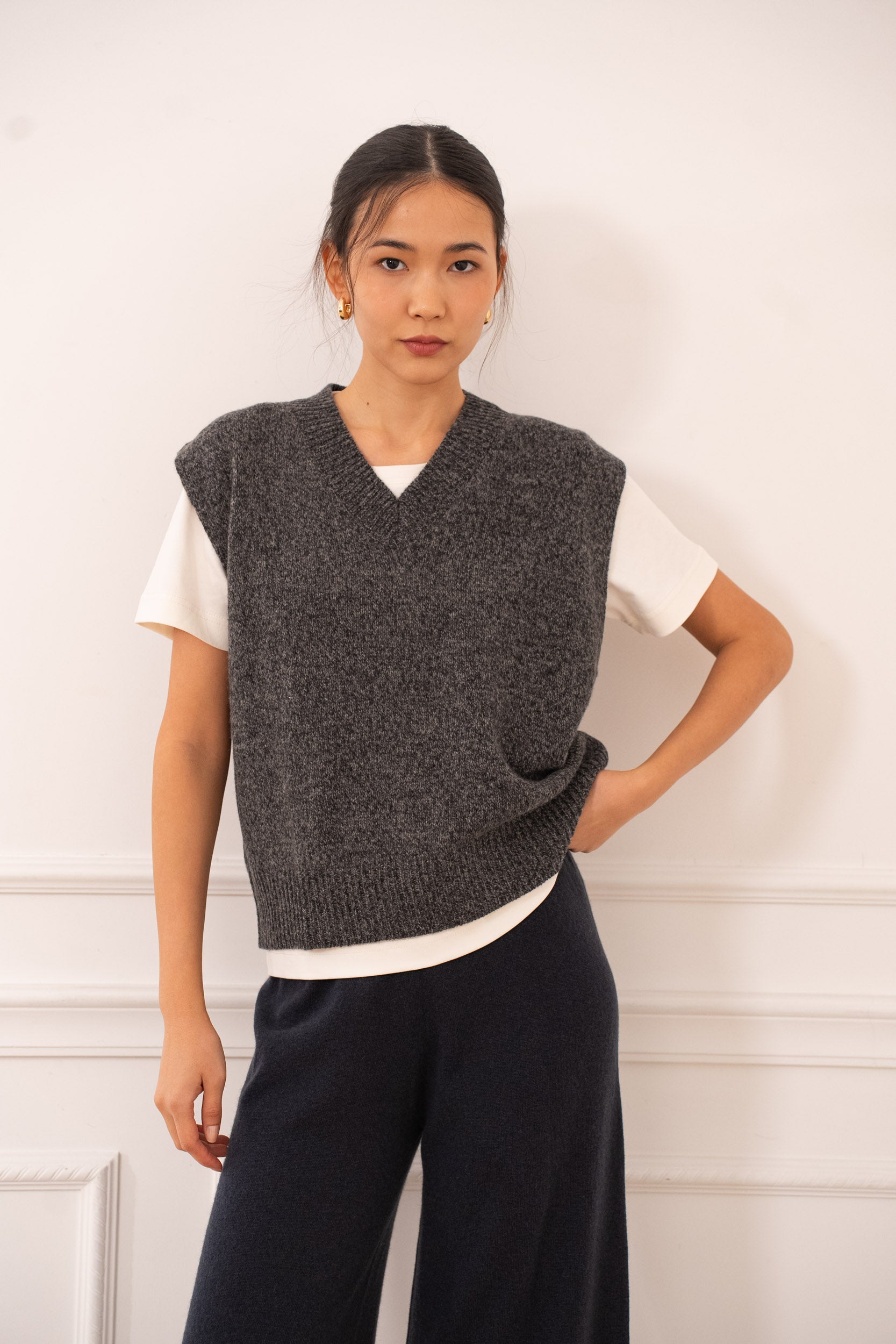 Pull 100% laine mérinos sans manche col V