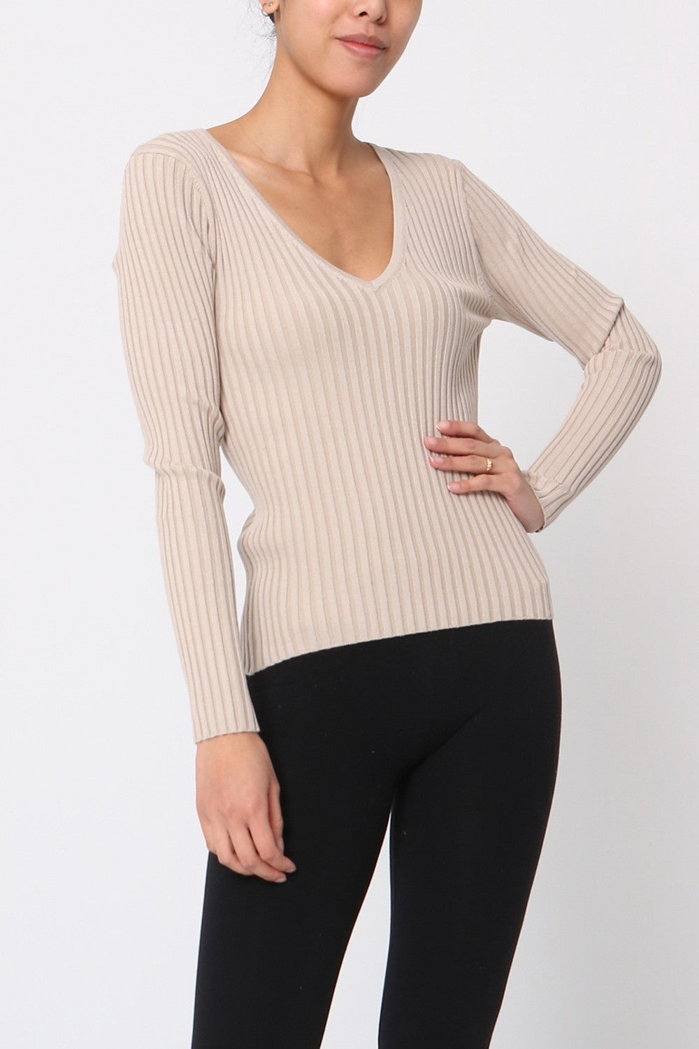 Pull V côtelé en soie