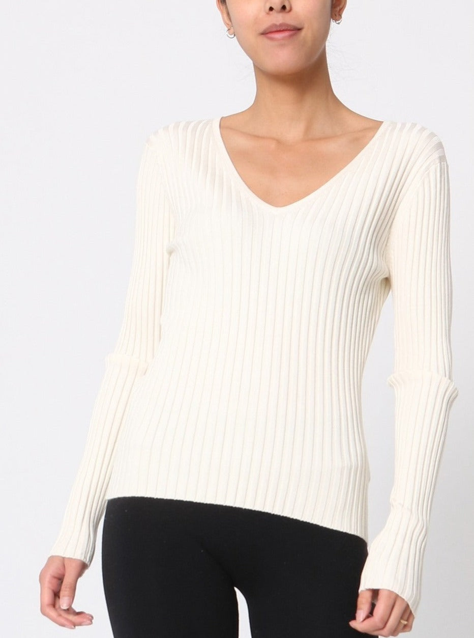 Pull V côtelé en soie