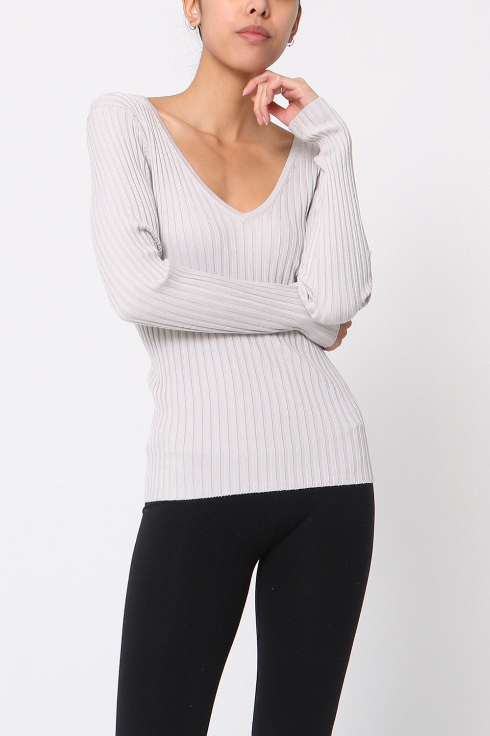 Pull V côtelé en soie