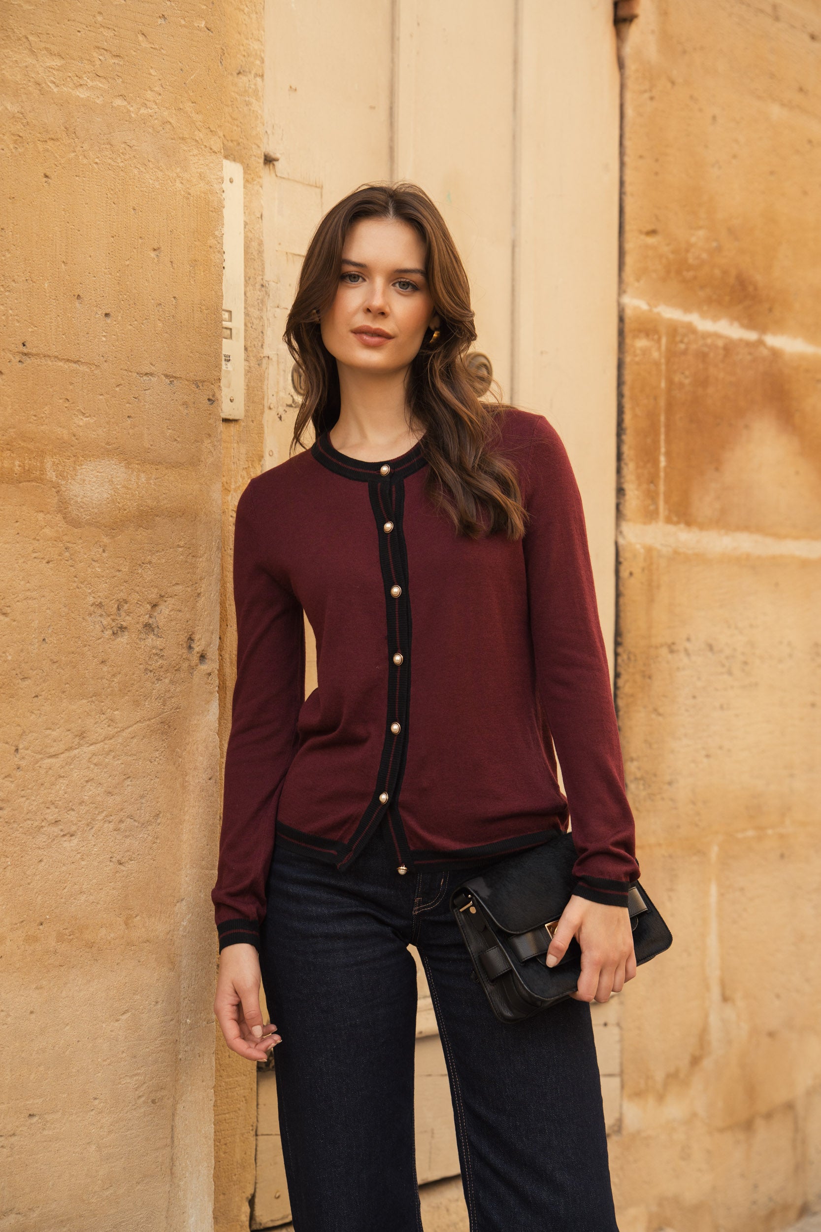 Cardigan bicolore boutons perles en soie et cachemire