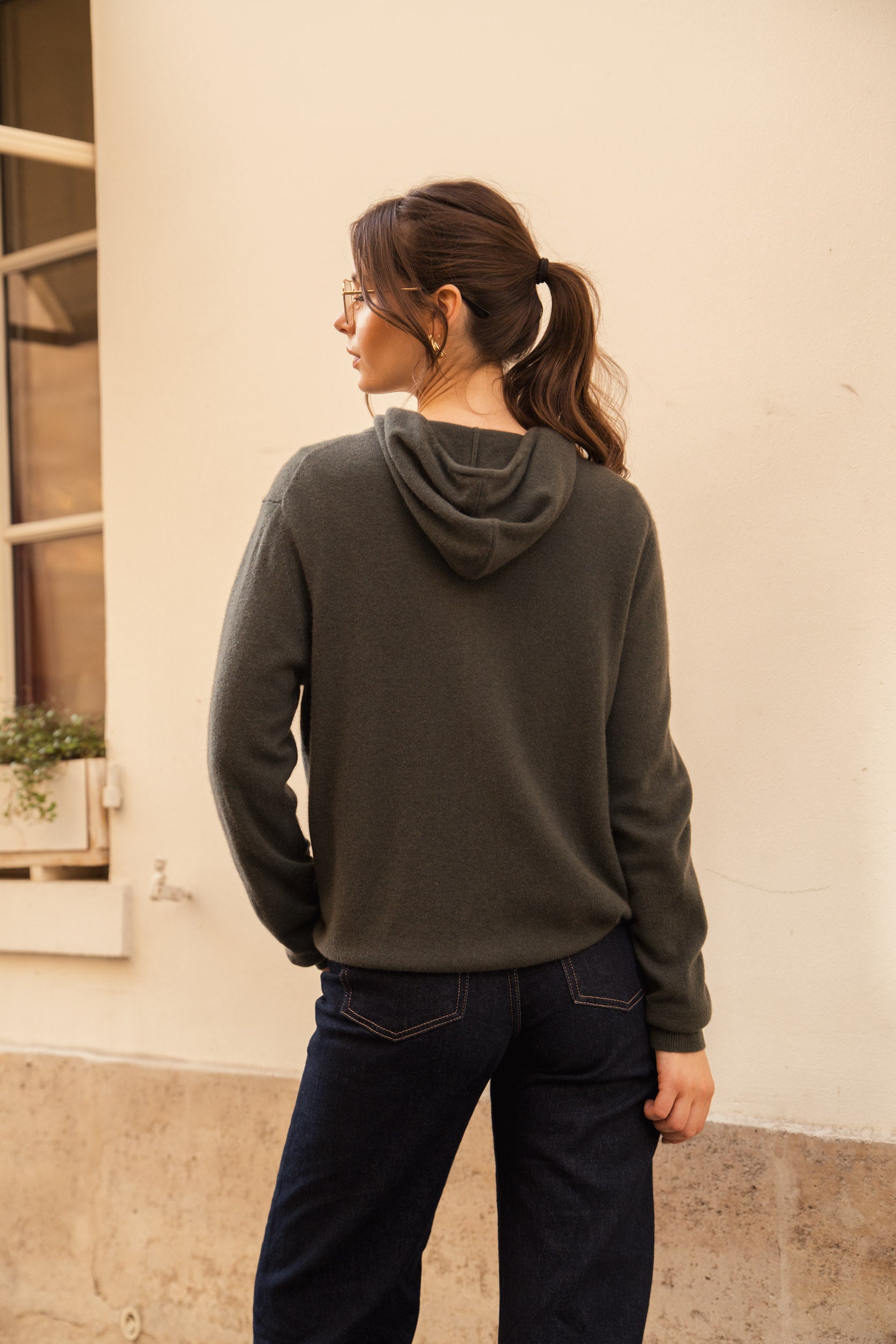 Gilet zippé à capuche en cachemire