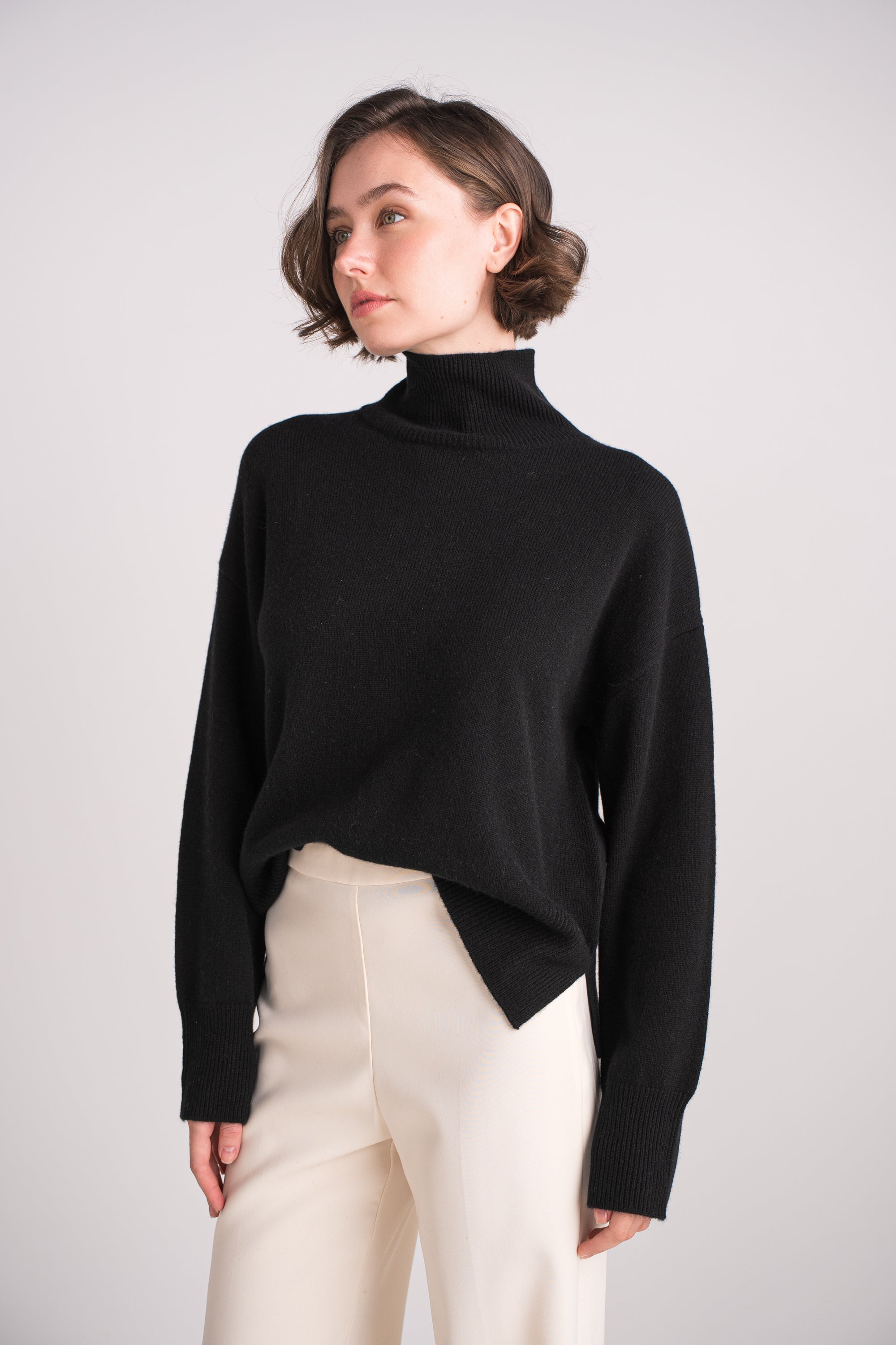 Pull 100% cachemire 4 fils col cheminée