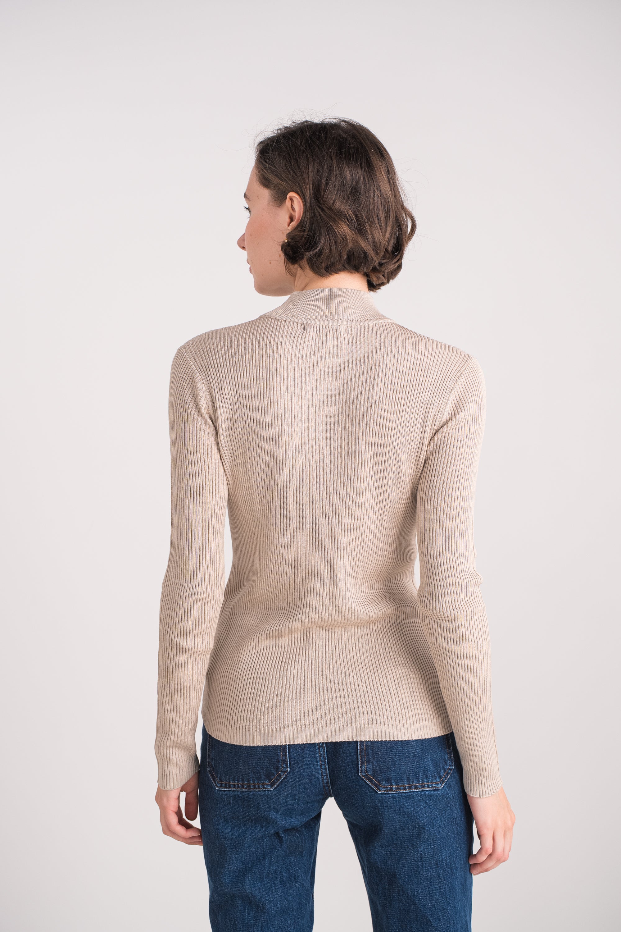 Pull col cheminée côtelé en soie