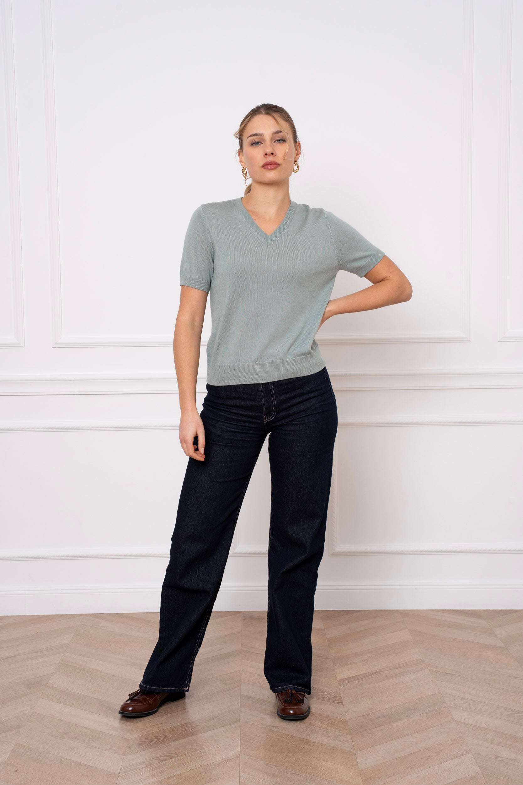 Pull 100% laine mérinos col V manches courtes