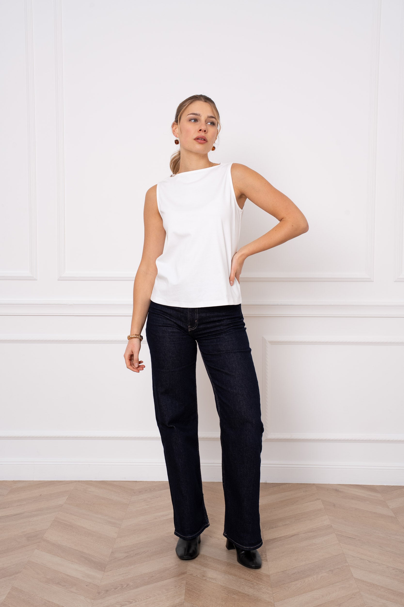 Débardeur 100% coton premium col bateau