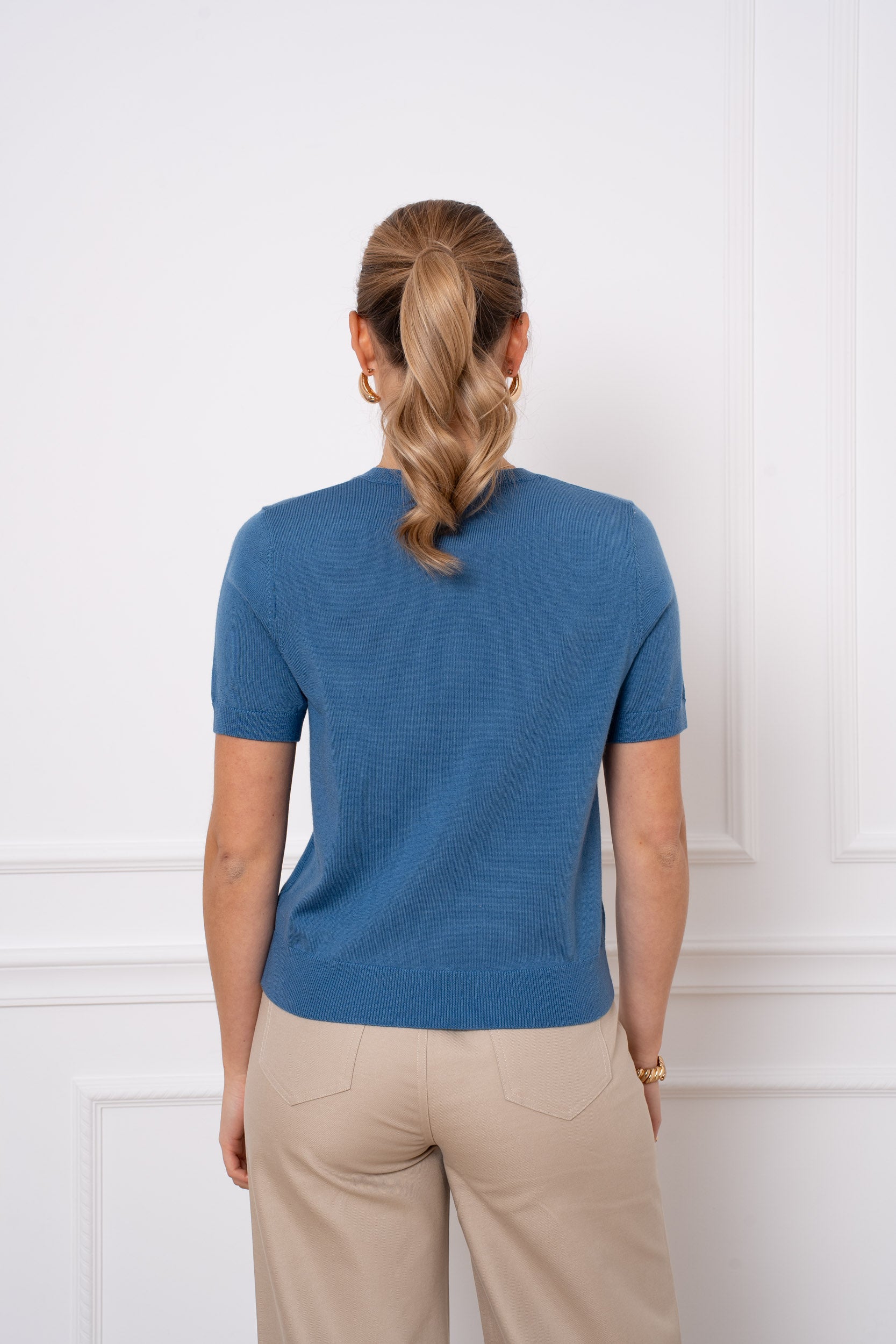Pull 100% laine mérinos col V manches courtes