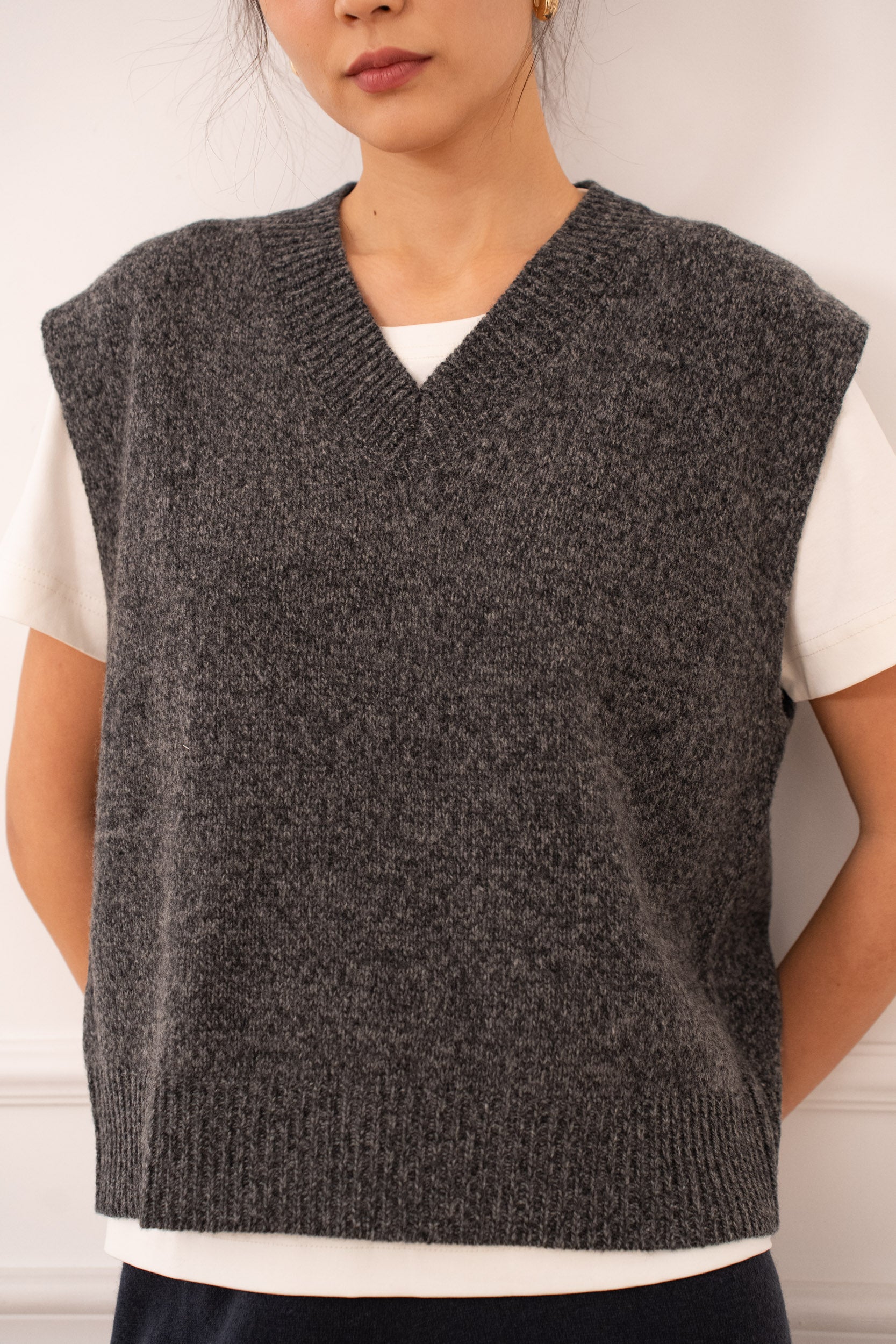 Pull 100% laine mérinos sans manche col V