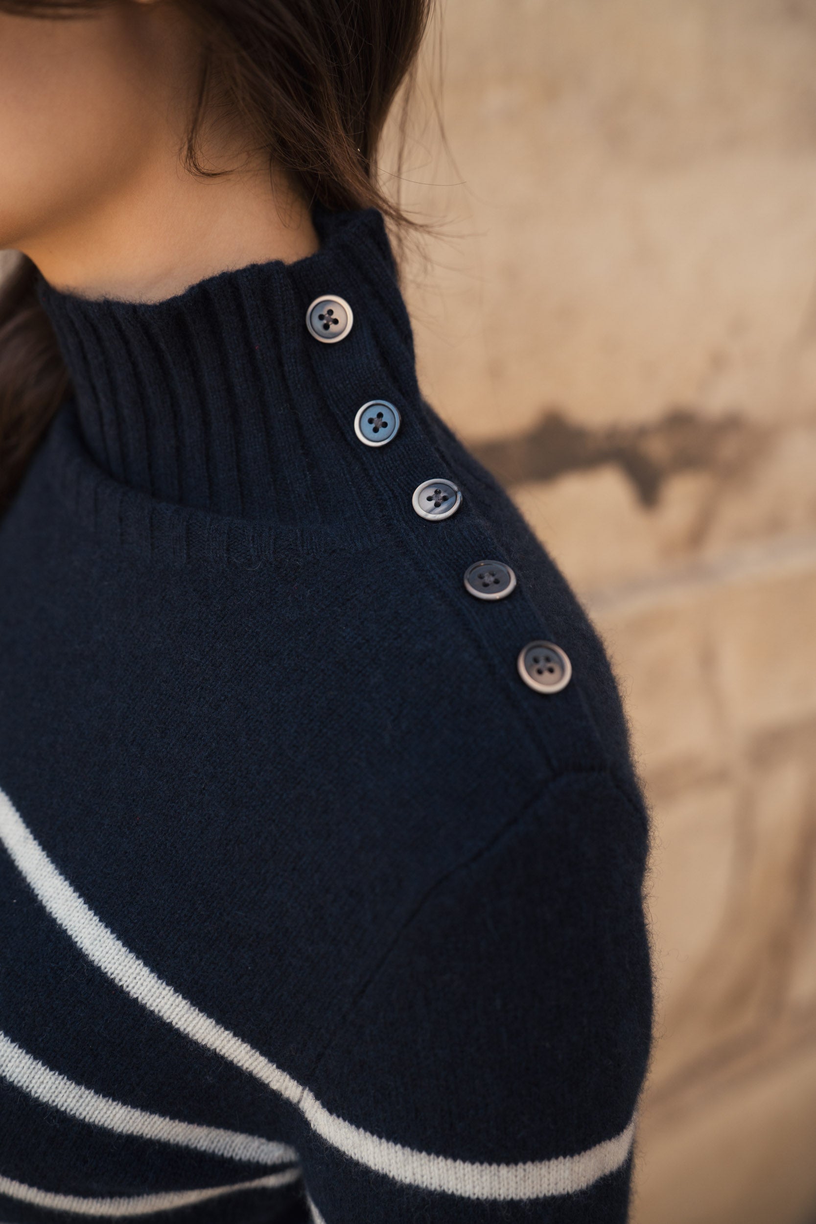 Pull 100% cachemire 4 fils marinière col montant