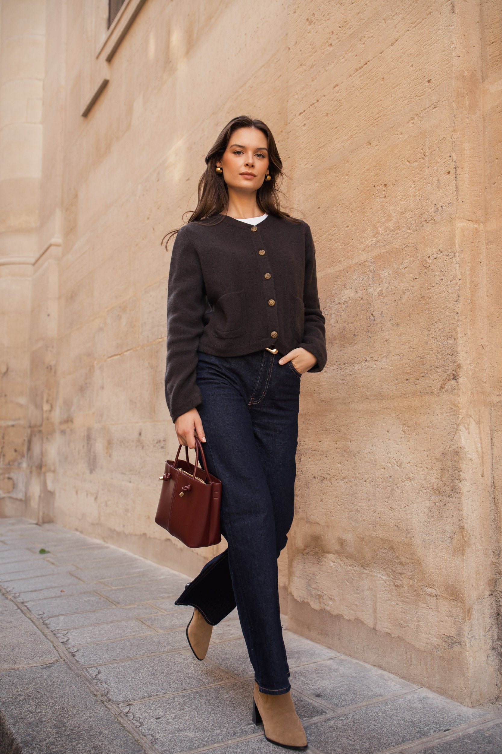 Gilet court avec poches en cachemire 4 fils